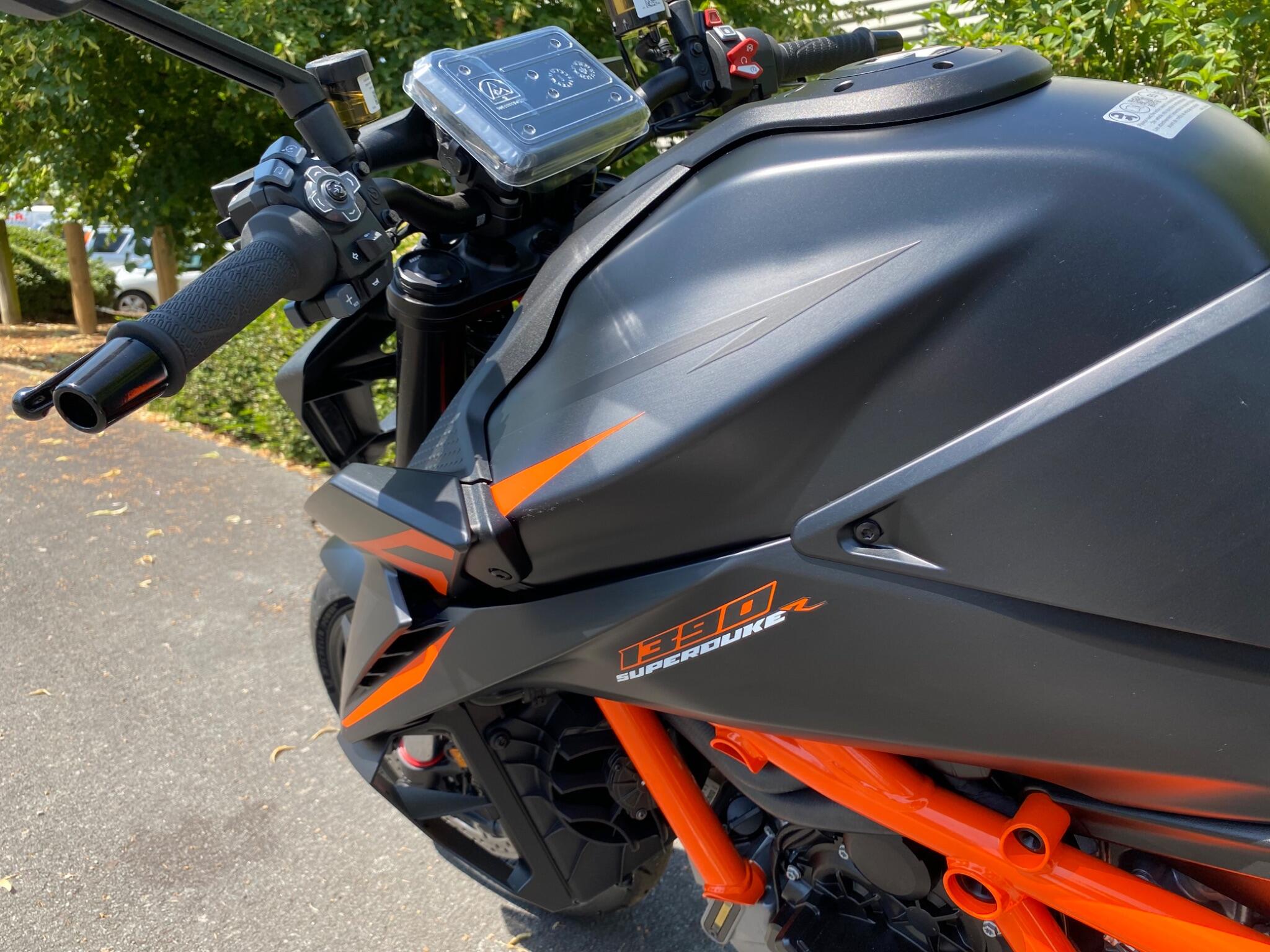 2026 KTM 1390 Super Duke R